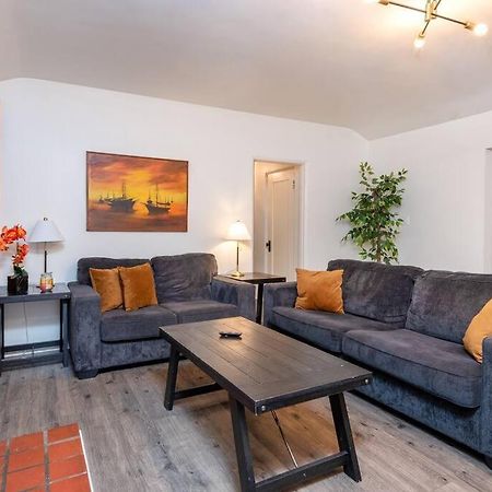 Chic And Spacious 3Br Gem In Central La ロサンゼルス エクステリア 写真